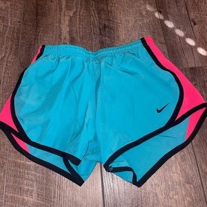 - nike -dri fit -athletic shorts -kids medium